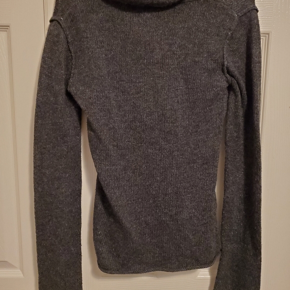 Converse Sweater - Picture 2 of 3